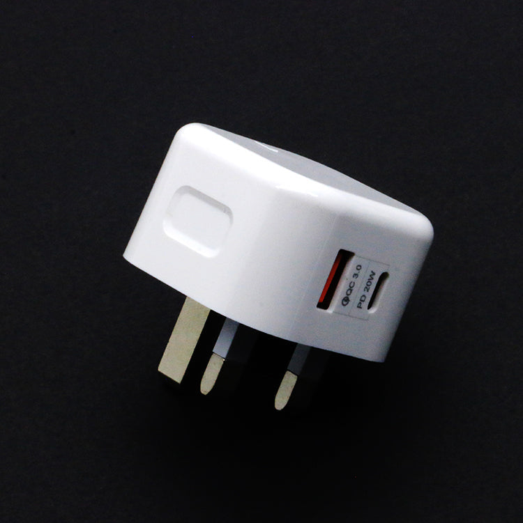 Original Quality UK Plug 20w Charger Mini Pro Max PD Fast Charging USB C Power Adapter 3-pin Plug