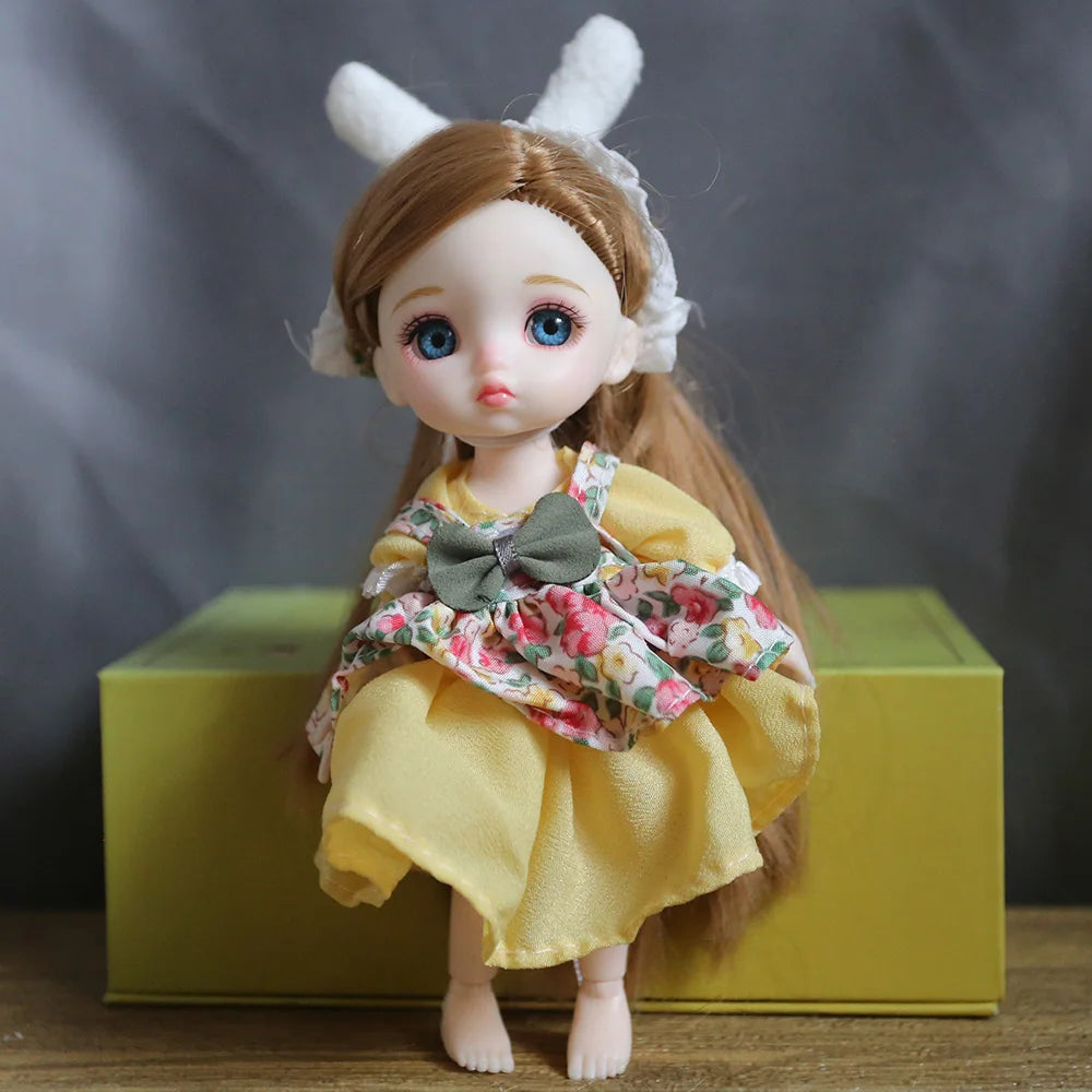 16cm Blue Eyes Bjd Doll Lolita Dress BJD 13 Joint  Dolls Smile Round Face Toys Little Girl Full set doll Gift for Birthday Dolls pout Yellow