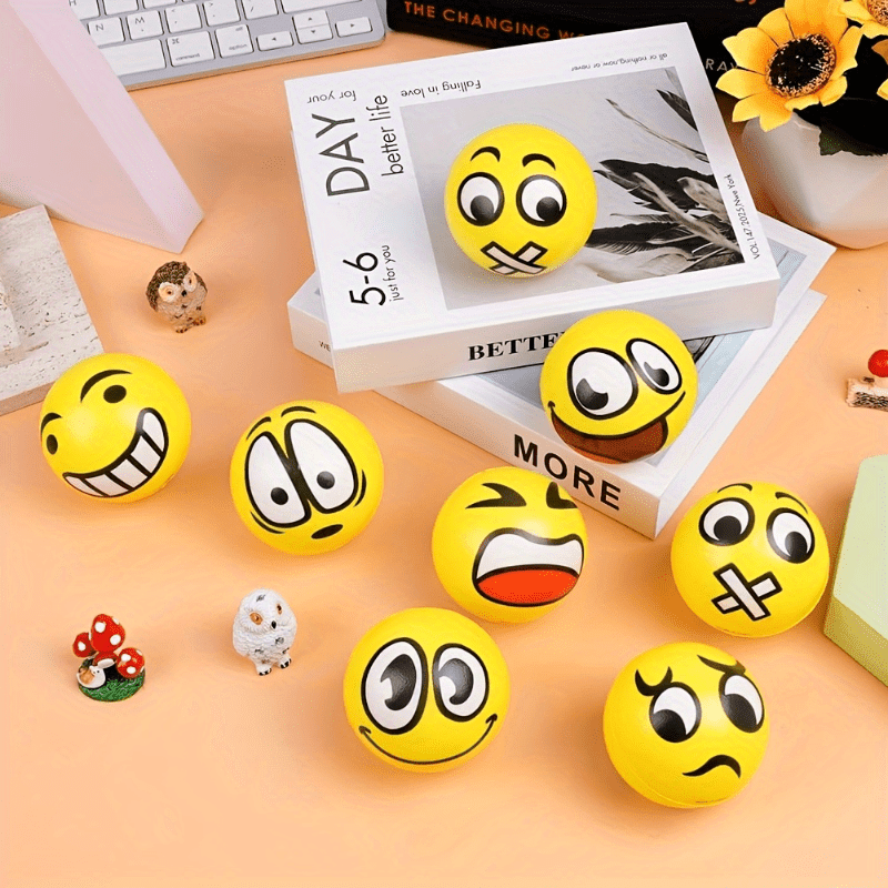 12pcs Random Style Face Stress Balls - Funny Emotions &amp; Relaxation Toys
