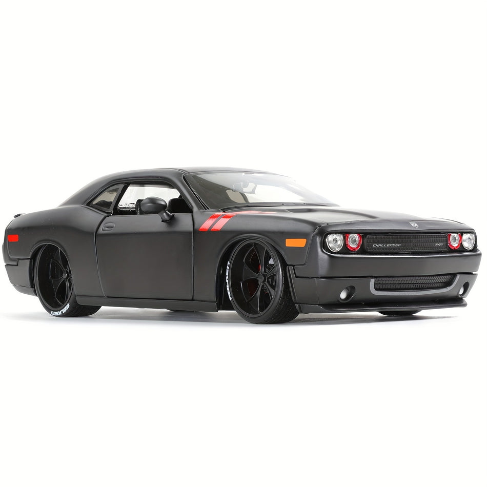 Maisto 1:24 Scale 2008 DODGE Challenger Diecast Metal Toy Car - Building Kit for Kids (Ages 8-12), Ideal Gift