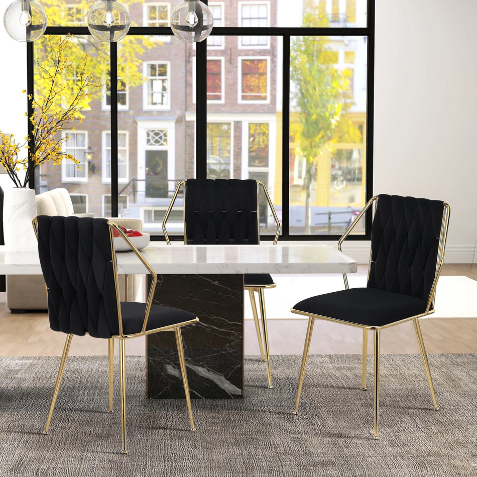 Черные бархатные обеденные стулья для 2-х с подлокотниками и золотыми ножками