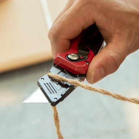 T TOVIA Multifunctional Folding Utility Knife with Replaceable Blades