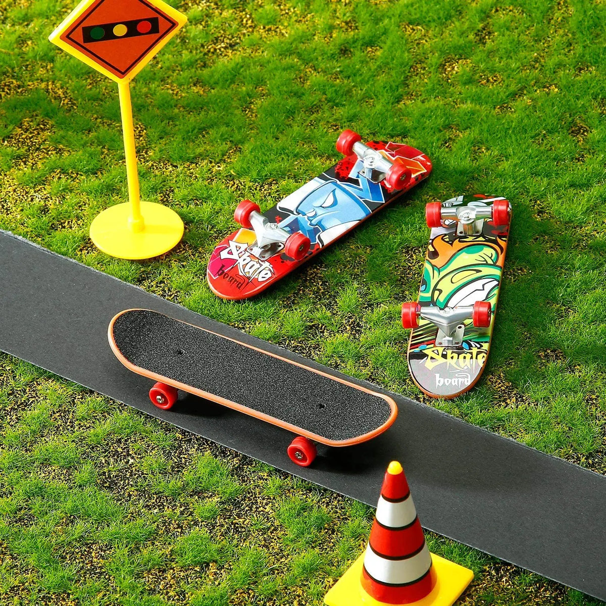 3 PCS Fingerboard Set &ndash; Anti Stress Desk Toy For Training