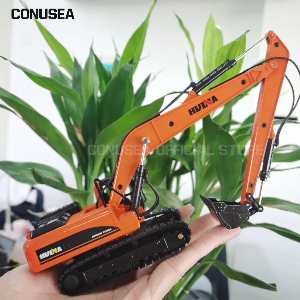 Huina 1722 &ndash; Realistic Diecast Long Arm Excavator Model