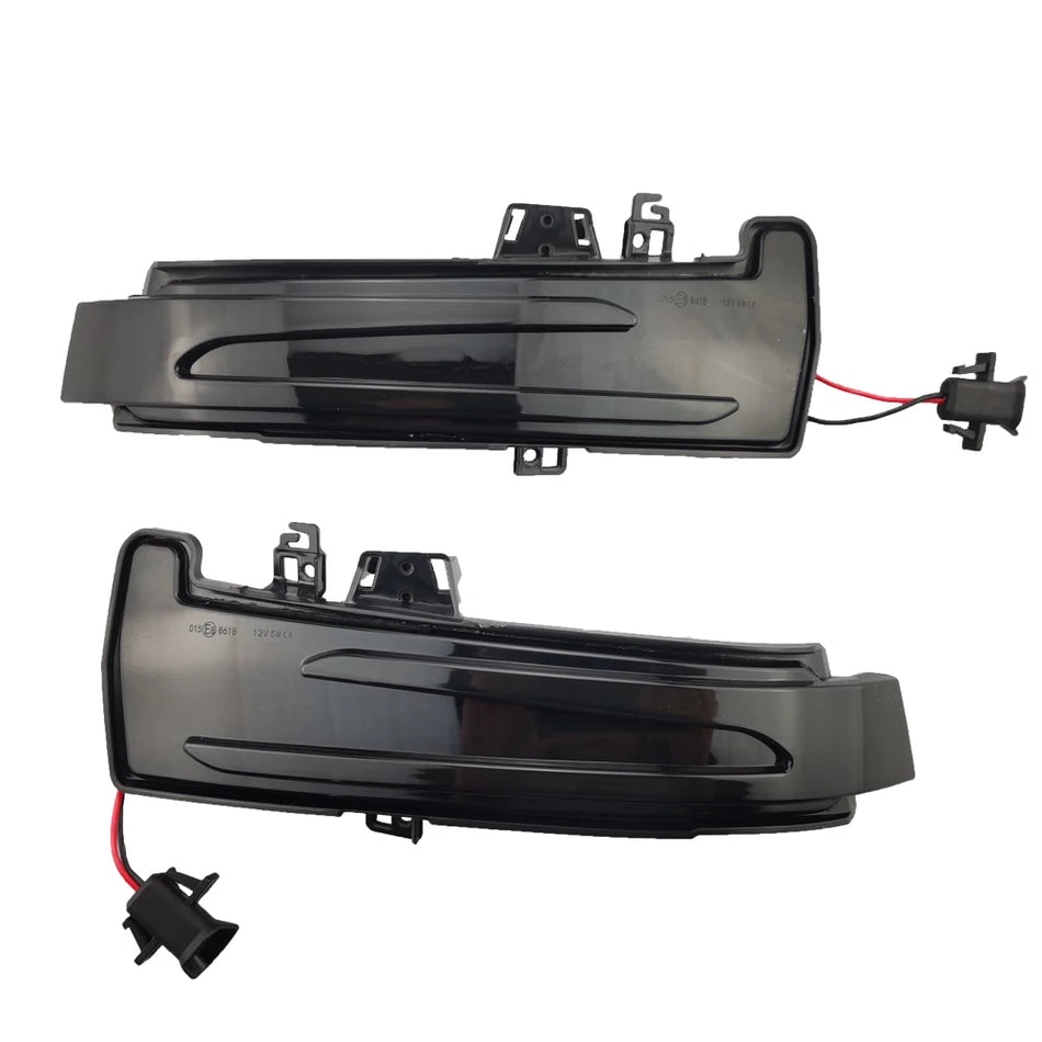 Lumină de semnalizare LED dinamică pentru Mercedes-Benz W176, W246, W204, W212, C117