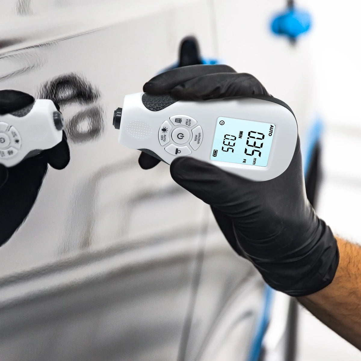 HW-300 Coation Thickness Gauge &ndash; Backlit LCD Display
