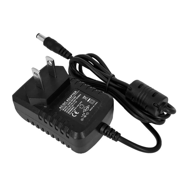 Guitar Effect Pedal Adapter &ndash; Universal 9V 1A Daisy Chain