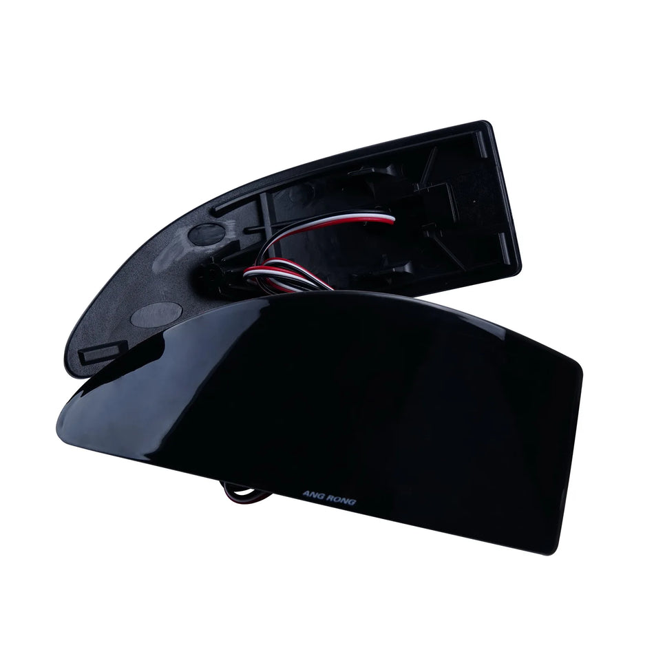 Musta suitsu LED tagatuled Lexus IS 250 350 XE20 jaoks