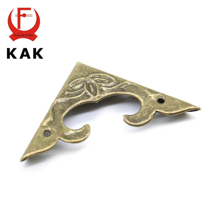 Antiikkipronssiset kulmalistat 30X30mm 10kpl skräppäyksiin