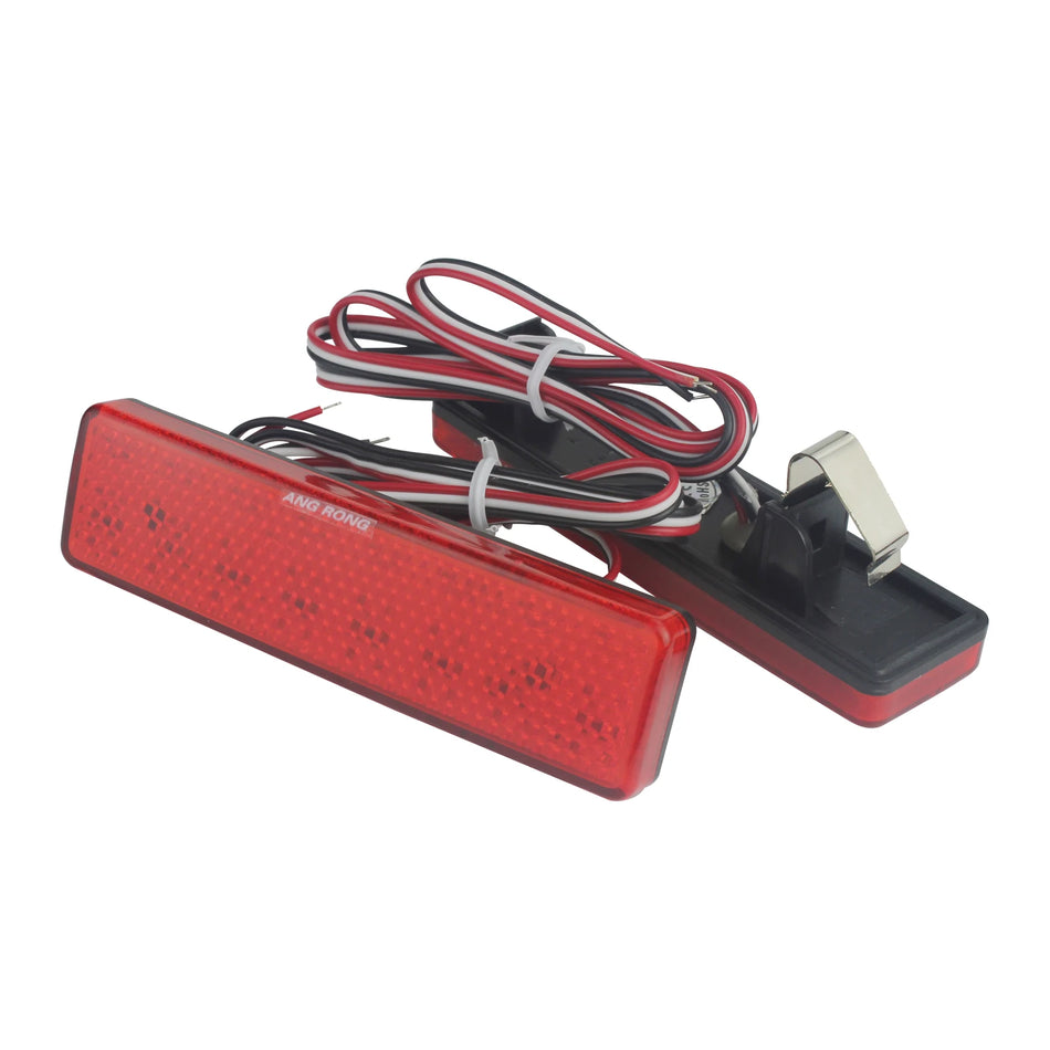 Dwa czerwone diodowe tylne reflektory zderzaka dla Opel/Vauxhall Vivaro