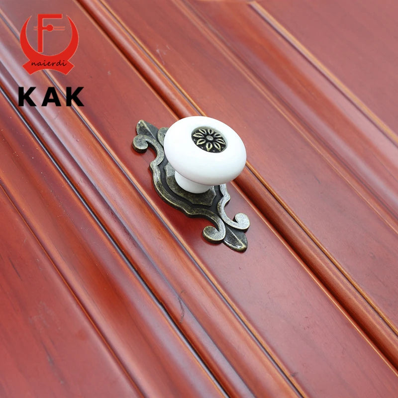 Antiikkipronssi Keraamiset Laatikkonupit Eurooppalainen Tyyli