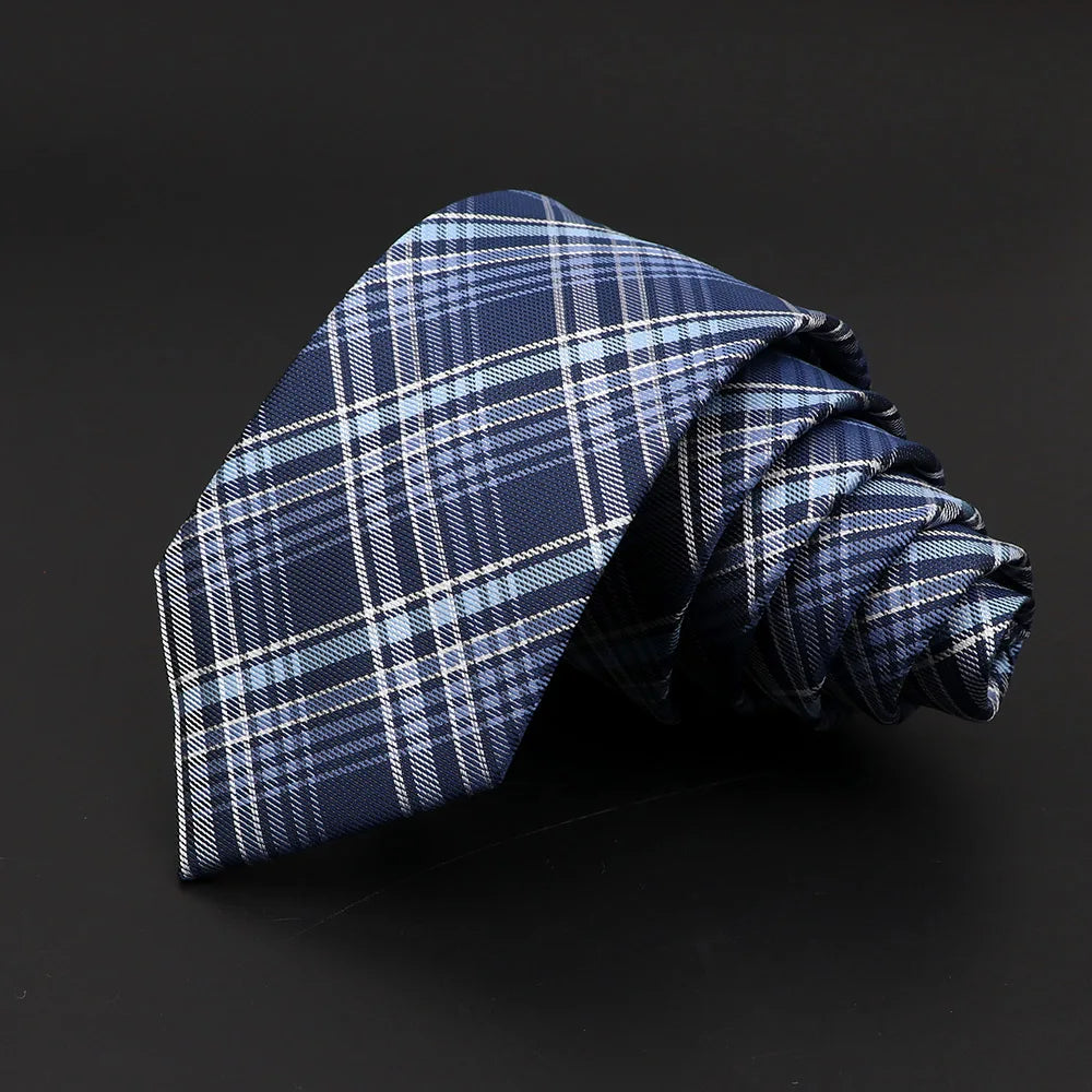 Skinny Plaid Tie in Red and Blue for Men 15