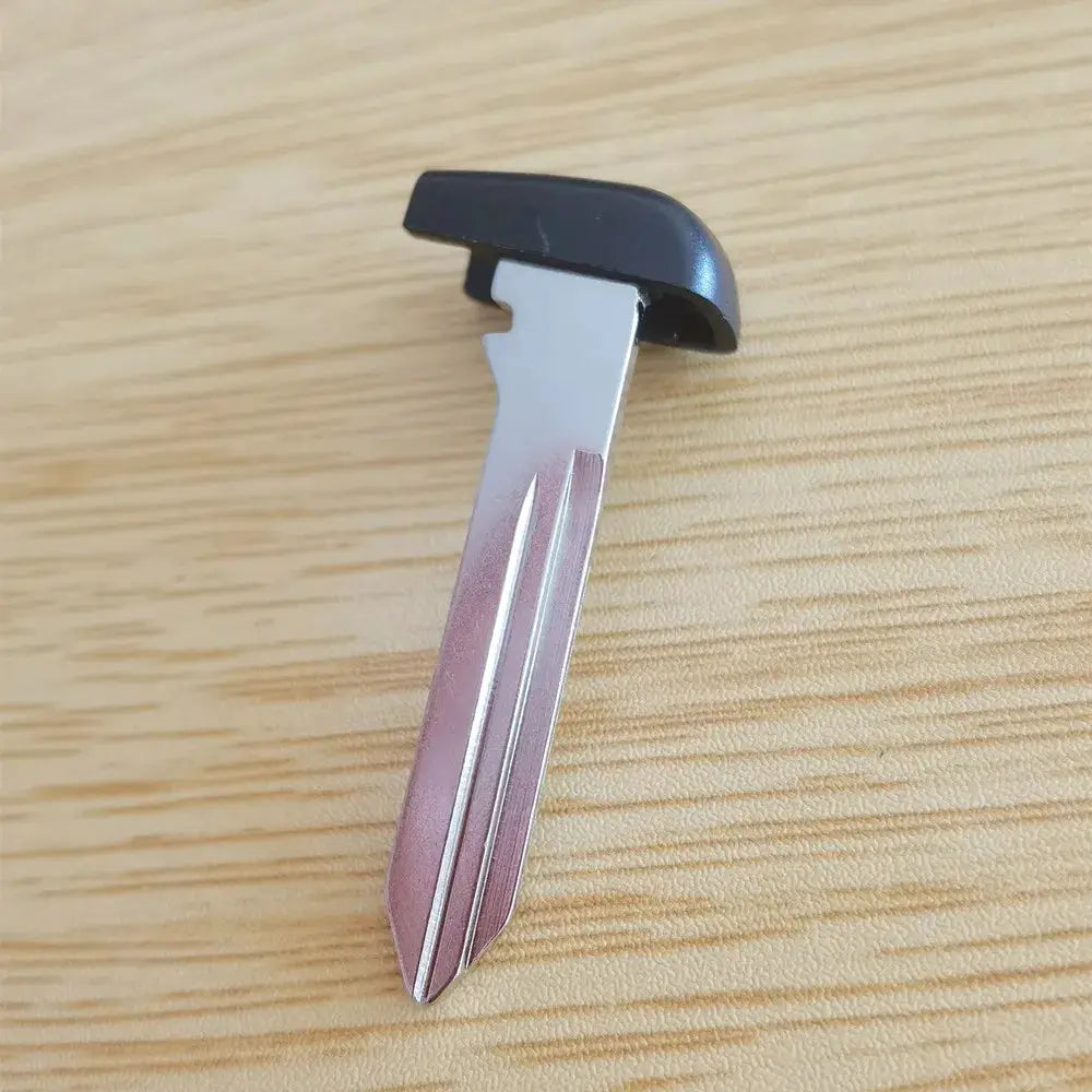 10pcs/lot Replacement Emergency Smart Small Insert Key Blade For Chrysler Smart Remote Key by InterCyprus Trading Ltd