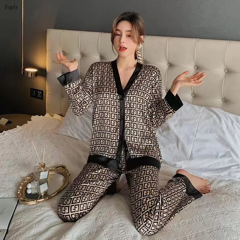 Summer Pajamas Woman New Ice Silk Long-Sleeved V-Neck Cardigan Set