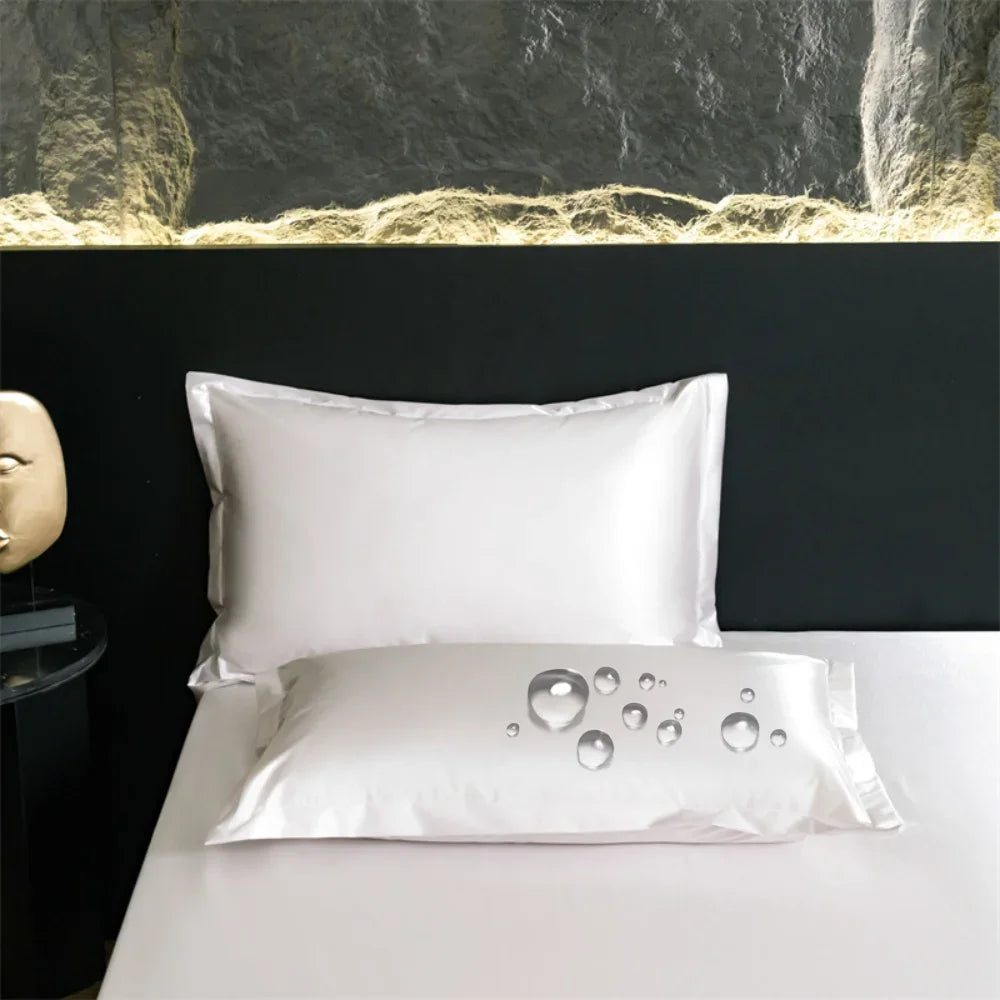 Waterproof Silk Silky Stain Pillowcase &ndash; Luxurious Mulberry Silk Protection