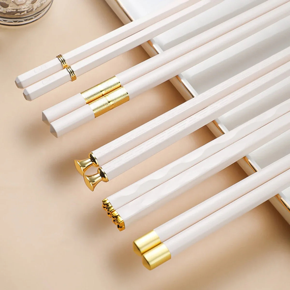 JANKNG Non-Slip Chopsticks &ndash; Elegant Dining Experience 5 Pairs White G