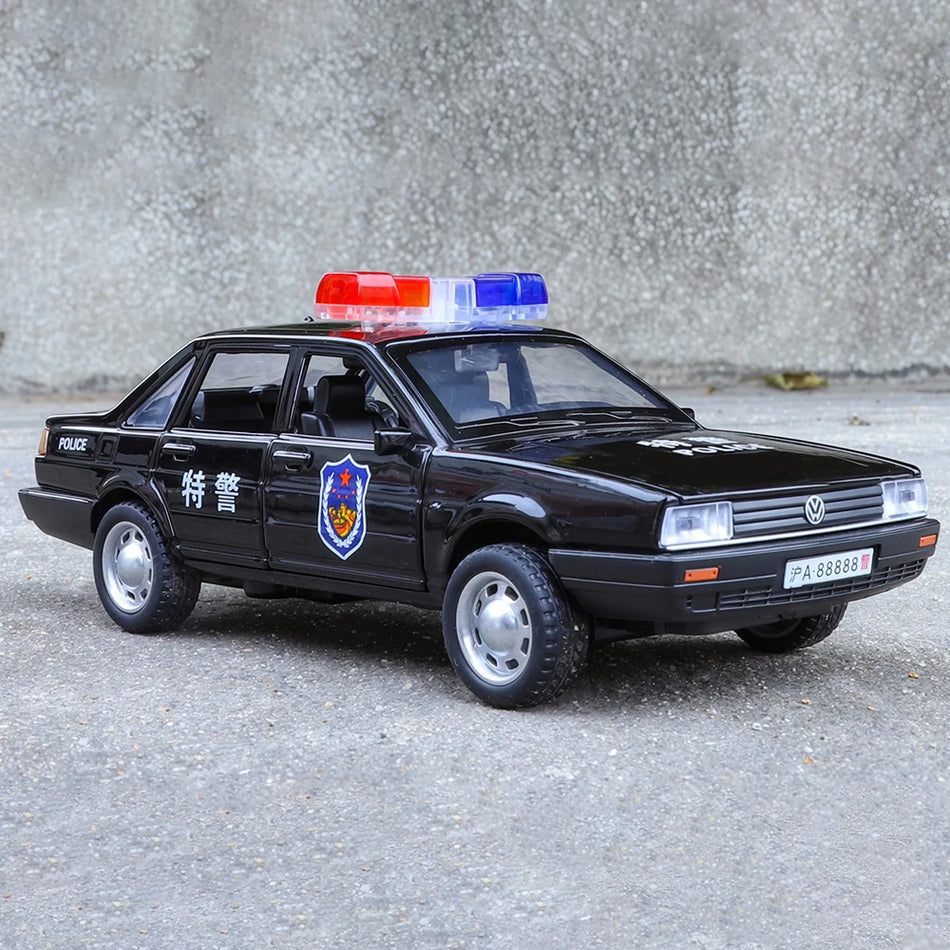 Policijas automašīnas modelis ar skaņu un gaismu, diecast sakausējuma korpuss Santana X-Trail.