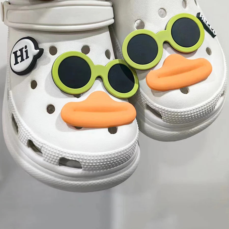 Funny Face PVC Sausage Mouth Charms Set for Clogs and Sandals green / CHINA