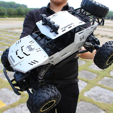 1:12 / 1:16 4WD RC Car with LED Lights - Remote Control Off-Road Trucks for Kids 37cm Silver