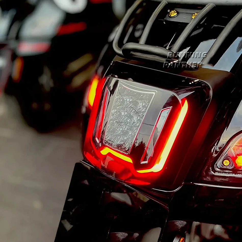 LED Aizmugurējā Gaisma Vespa GTV300 Sei Giorni Melna Aizmugures Bremžu Lampa