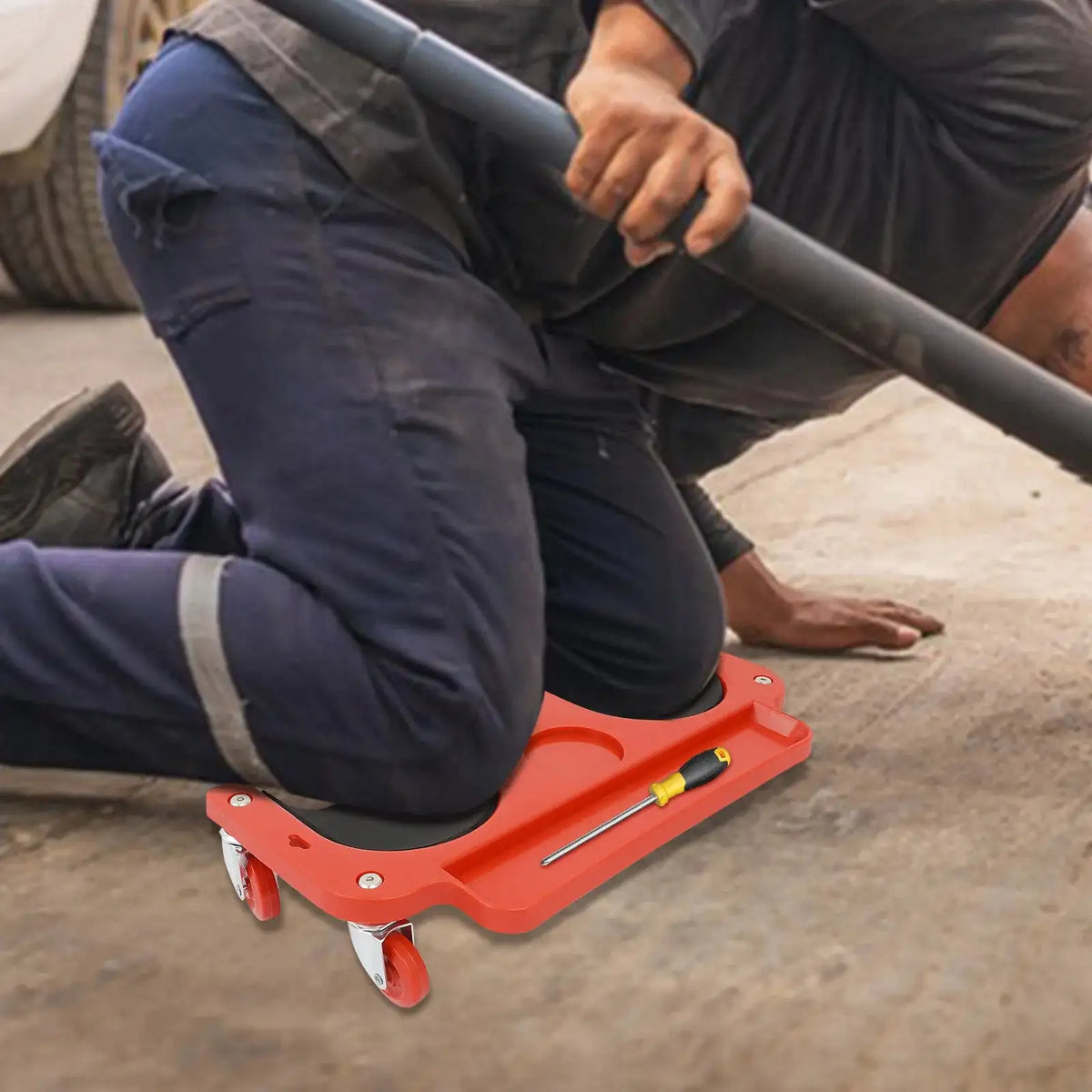 Knee Creeper With Universal Wheels &ndash; Ergonomic Kneeling
