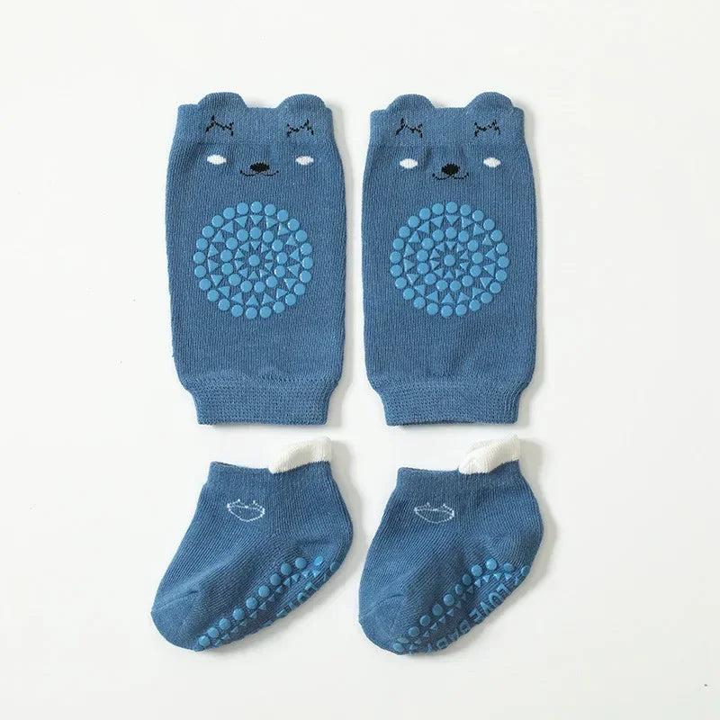 Kids Knee Pads And Anti Slip Socks Set &ndash; Crawling Safety Blue / M 1-3Y 12-14cm
