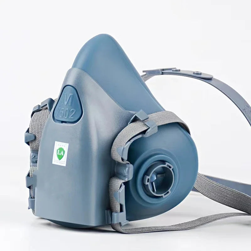 7502 Gas Mask &ndash; Maximum Protection Against Harmful Vapors Only a mask