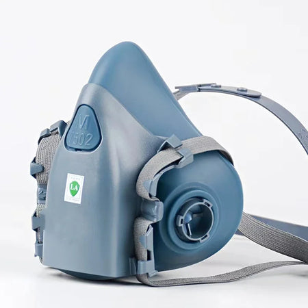 7502 Gas Mask &ndash; Maximum Protection Against Harmful Vapors Only a mask