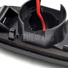 Marcadores Laterales LED Dinámicos para Nissan Stagea Cima P11