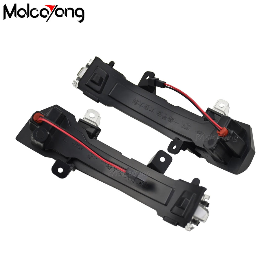 Indicatori di direzione a LED dinamici per Nissan Kicks Sylphy E12