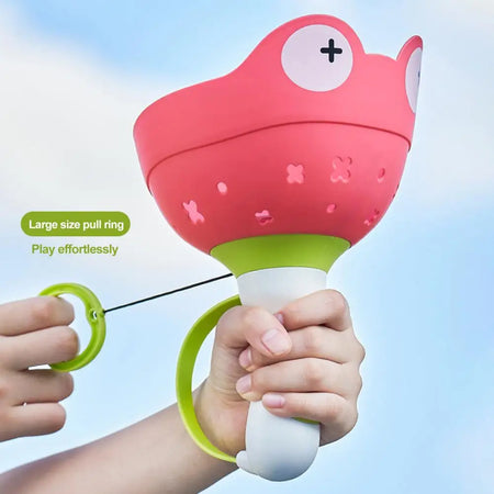 Flying Saucer Disc Launcher &ndash; Engaging Outdoor Fun for Kids