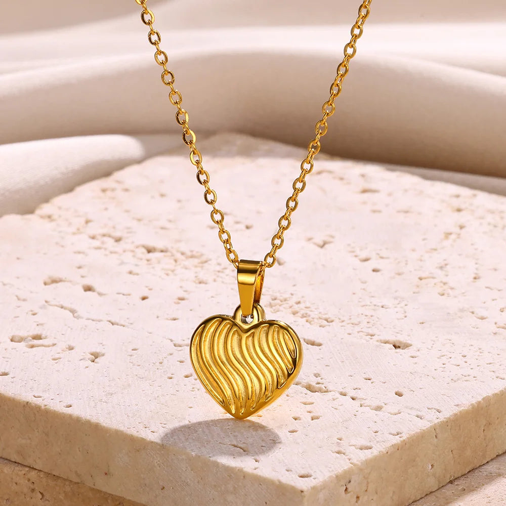 Trendy Stainless Steel Love Heart Pendant Necklace for Women 43 / Gold / CHINA