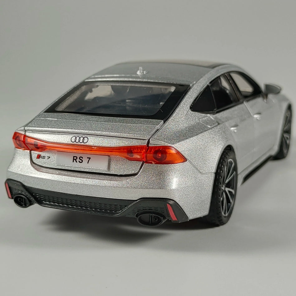 Alloy Diecast Car Model 1:32 Scale Display For Audi RS7