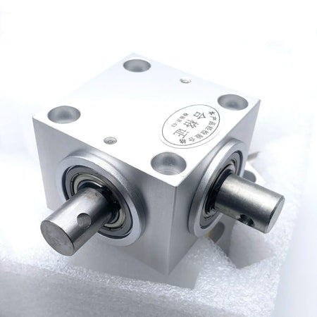 1520W-LZXQ-15 - Compact 1.5M Shaft Right Angle Gearbox 20T