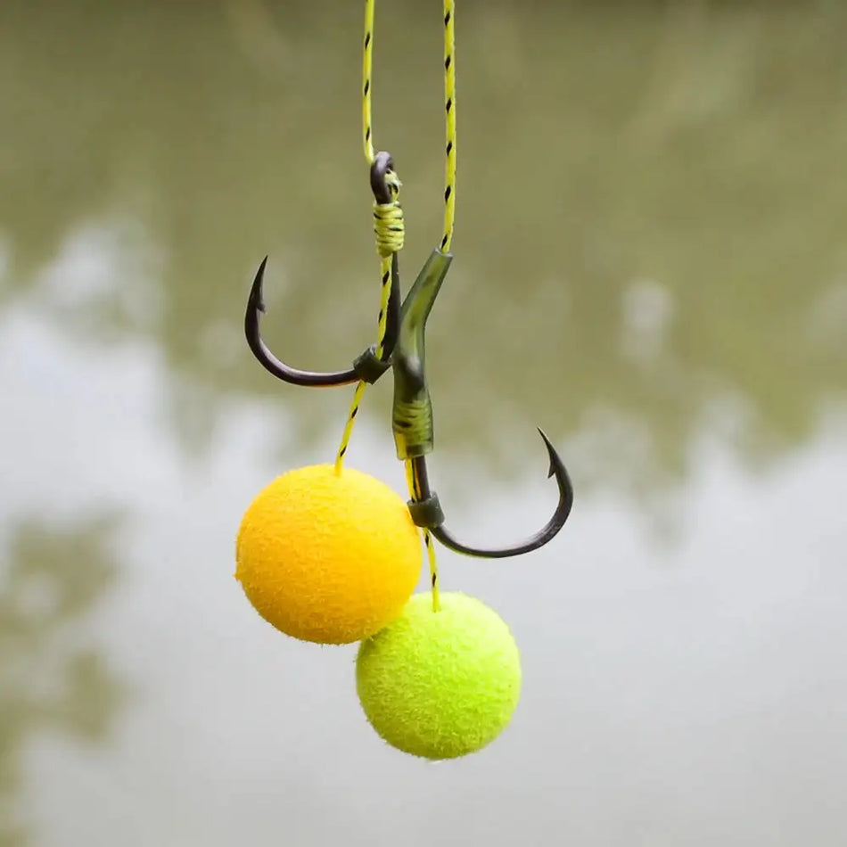 Hirisi 50pcs Barbed Carp Hooks Eye High Carbon Steel 8001