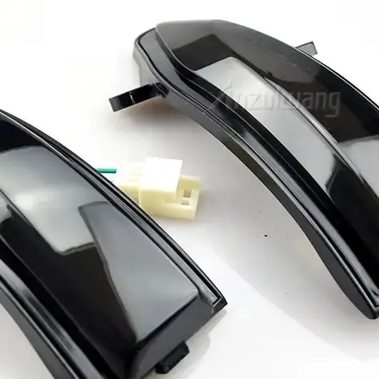 LED Dynamic Turn Signal Lights Arrow Design For Nissan L33 B17 C1 by InterCyprus Trading Ltd