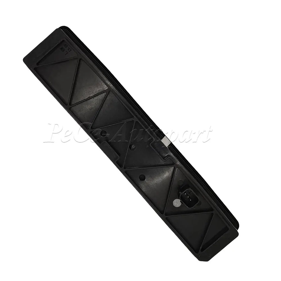 Przełącznik otwierania tylnej klapy bagażnika F1EB-19B514-AE do Ford Focus ST 2012-2018