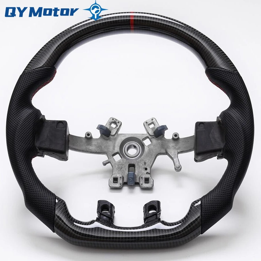 Dodge RAM 1500 Volant z uhlíkových vláken s perforovanou kůží