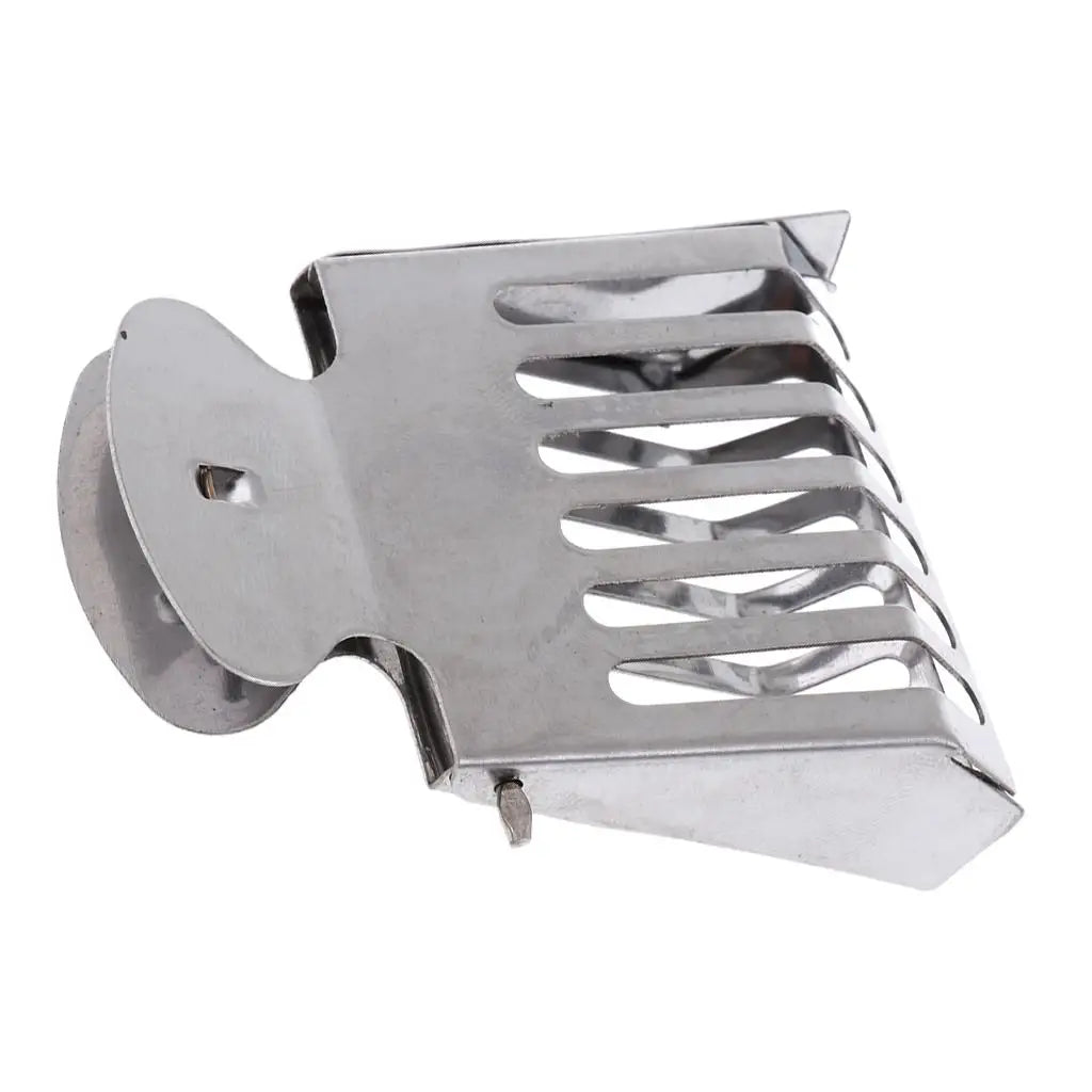 Metal Queen Bee Catcher Clip Cage &ndash; Effortless Queen Capture