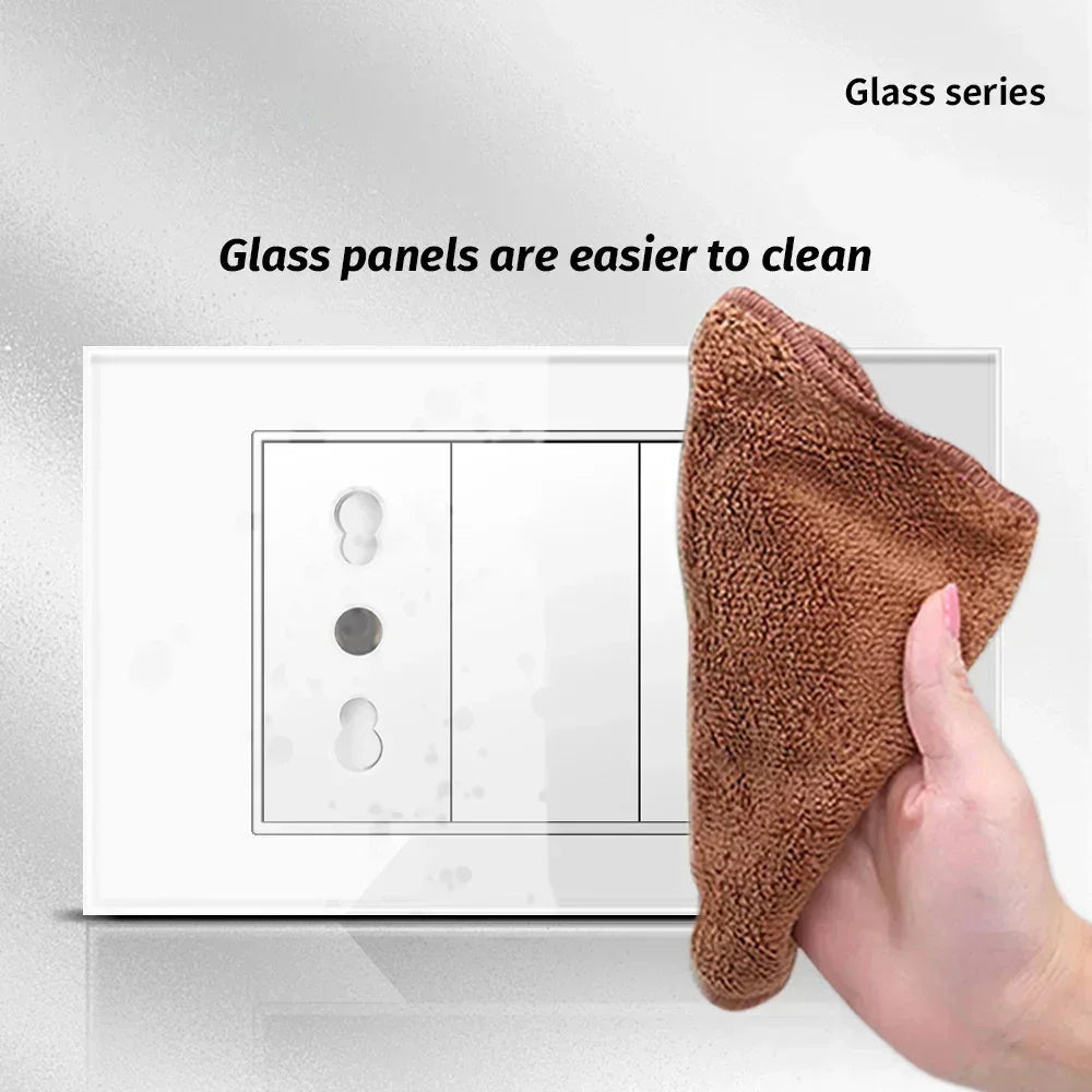 White Glass USB TypeC Wall Socket &ndash; Smart WiFi Switch