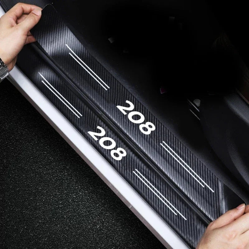Ochranné lišty dverí z uhlíkových vlákien s PU kožou, 3D vinyl pre Peugeot 208, ochrana proti kopnutiu