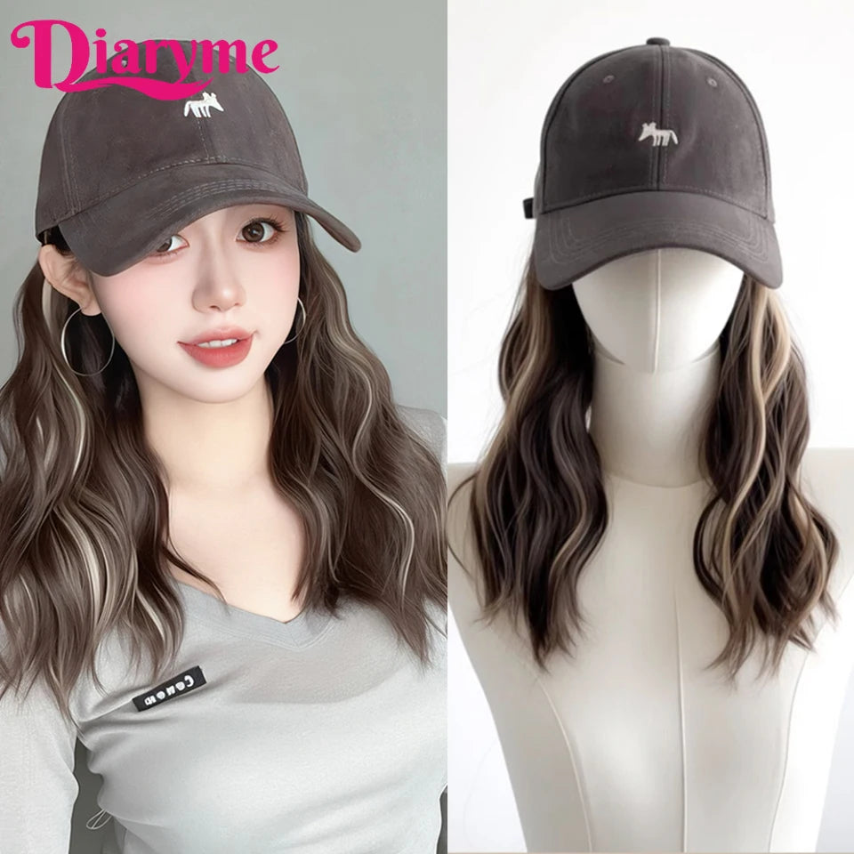 DIARYME Short Water Wavy Cap Wig with Brown and Blonde Highlights