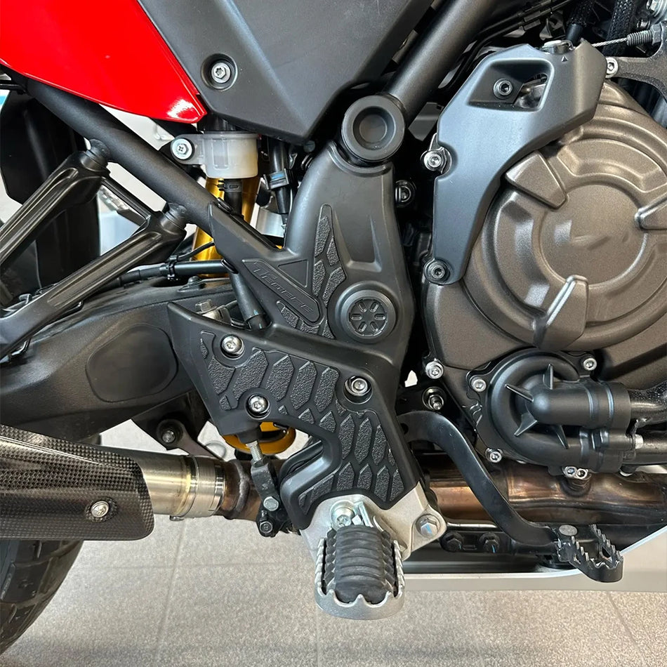 Защитная крышка рамы Yamaha Tenere 700, боковые панели защиты обтекателя, изготовлены из пластика