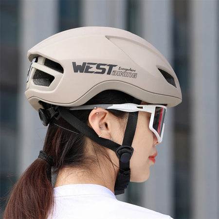 WEST BIKING Ultralight Adjustable Cycling Helmet with Taillight