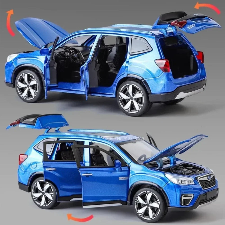 Model de mașină diecast Forester la scară 1:30, cu ușile deschise și mecanism de retragere.