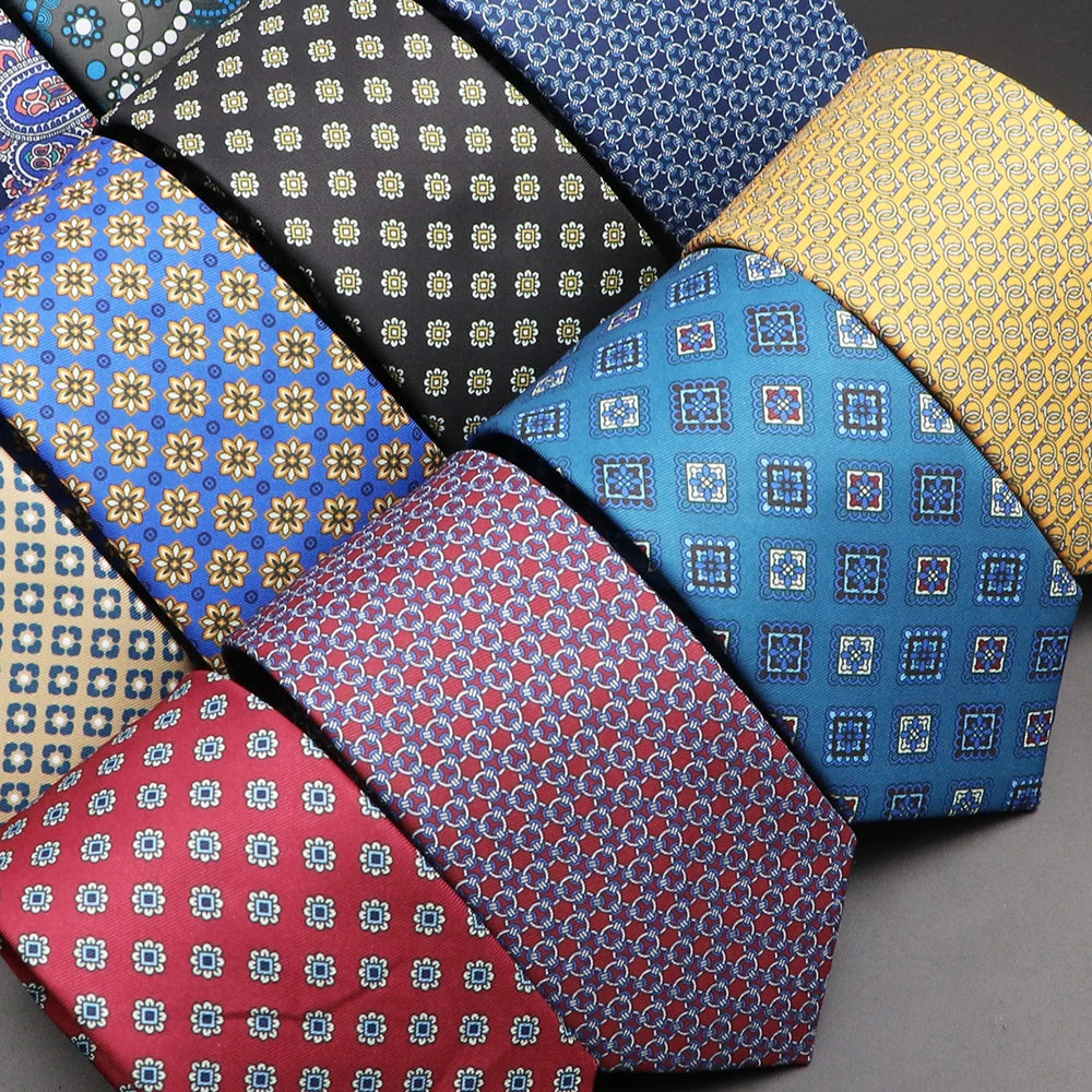 Vintage Paisley Men's Tie - Blue Red Necktie for Business &amp; Weddings