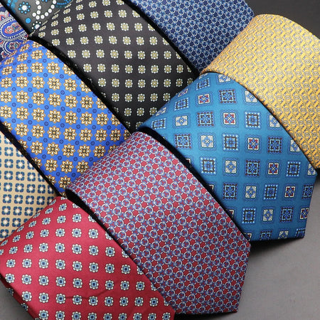 Vintage Paisley Men's Tie - Blue Red Necktie for Business &amp; Weddings