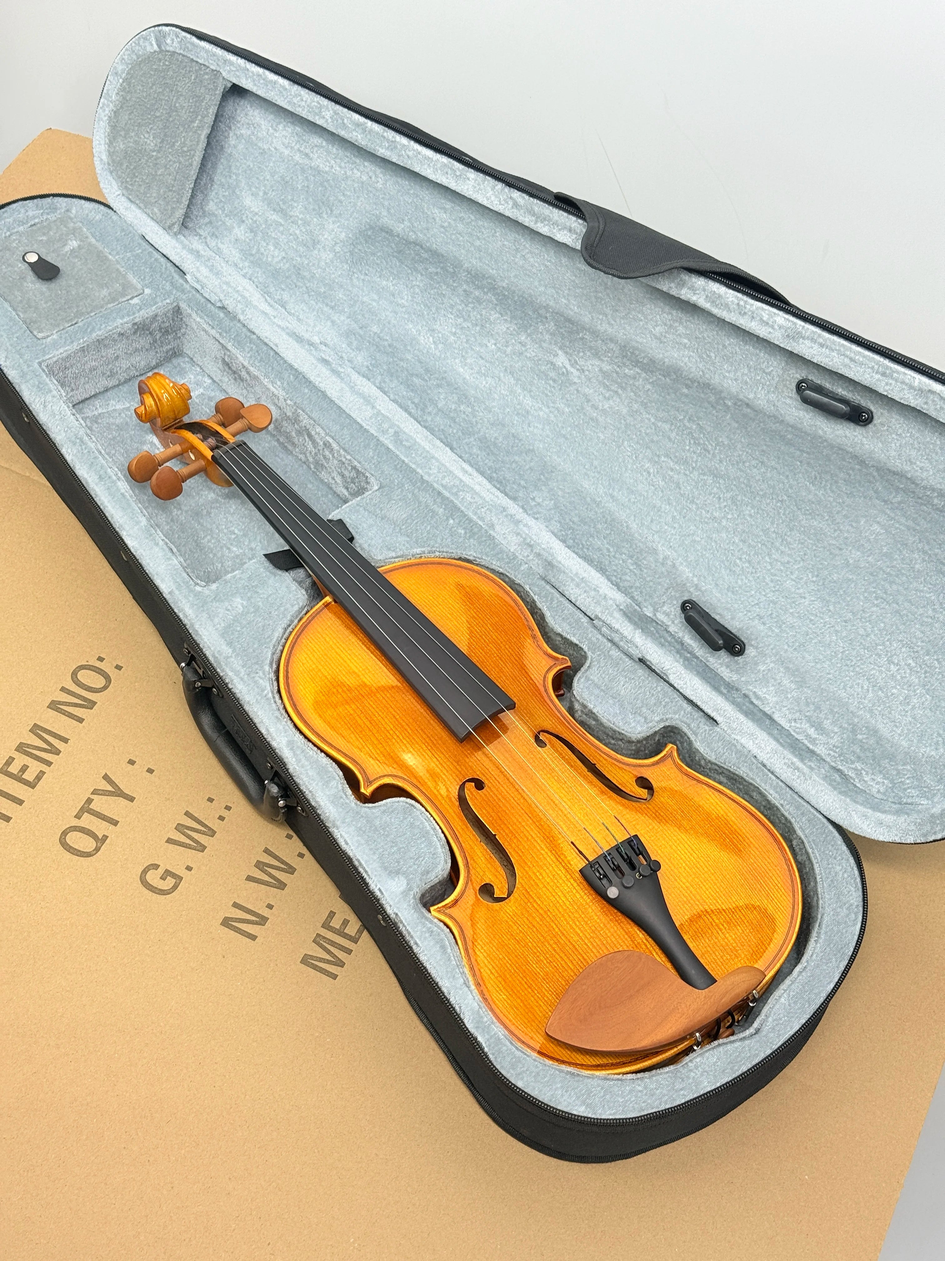 TL001-4A Beginner Handmade Violin &ndash; Includes Hard Case