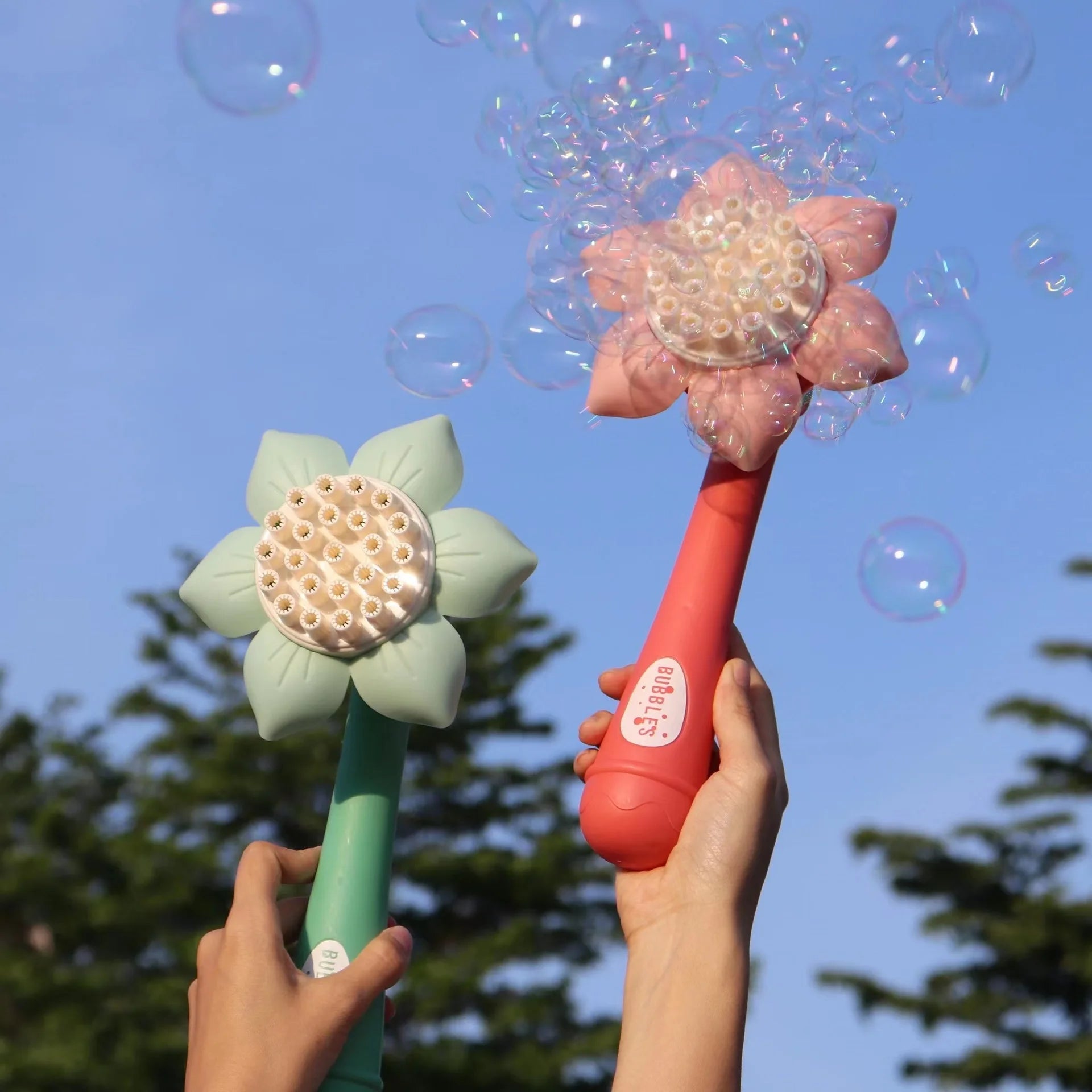 23 Holes Bubble Gun &ndash; Fun Outdoor Bubble Blowing