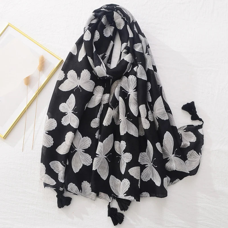 Floral Brand Scarf &ndash; Elegant Fashion Accessory for Women